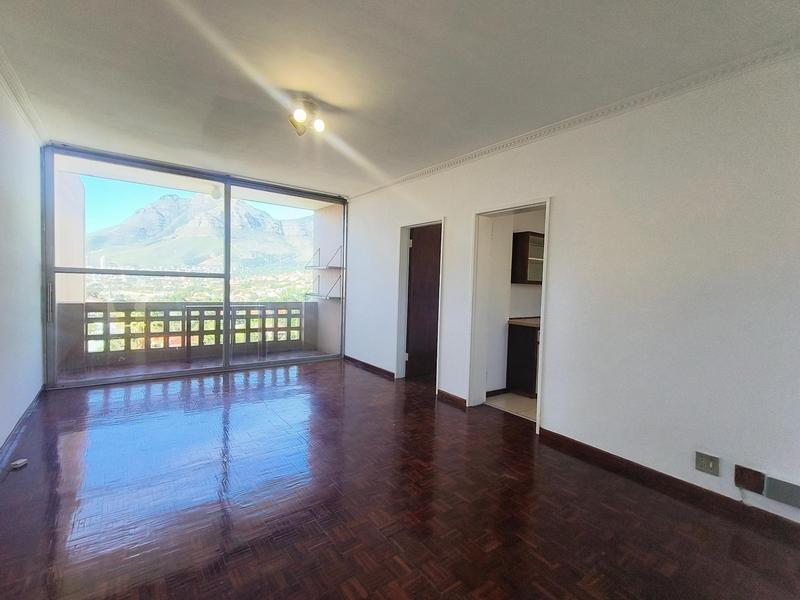 To Let 1 Bedroom Property for Rent in Tamboerskloof Western Cape